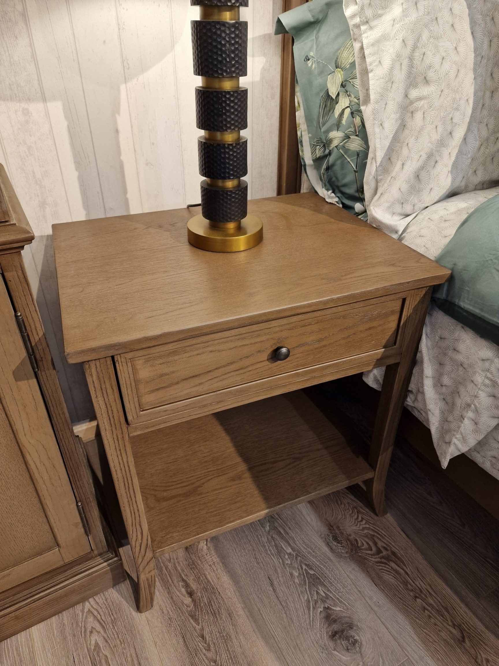 Boston Bedside Table
